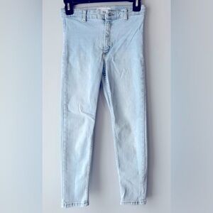 Zara girls 11/12 light wash Blue denim Jeans Stylish high waisted skinny Bottoms